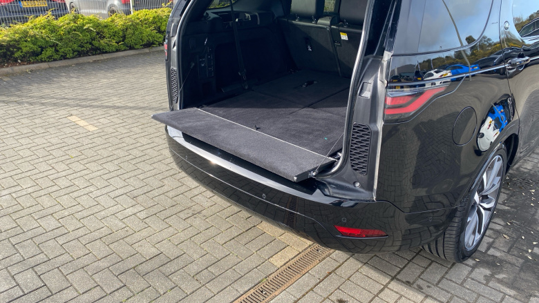 Land Rover Discovery 3.0 D250 R-Dynamic SE 5dr Auto Diesel Station Wagon